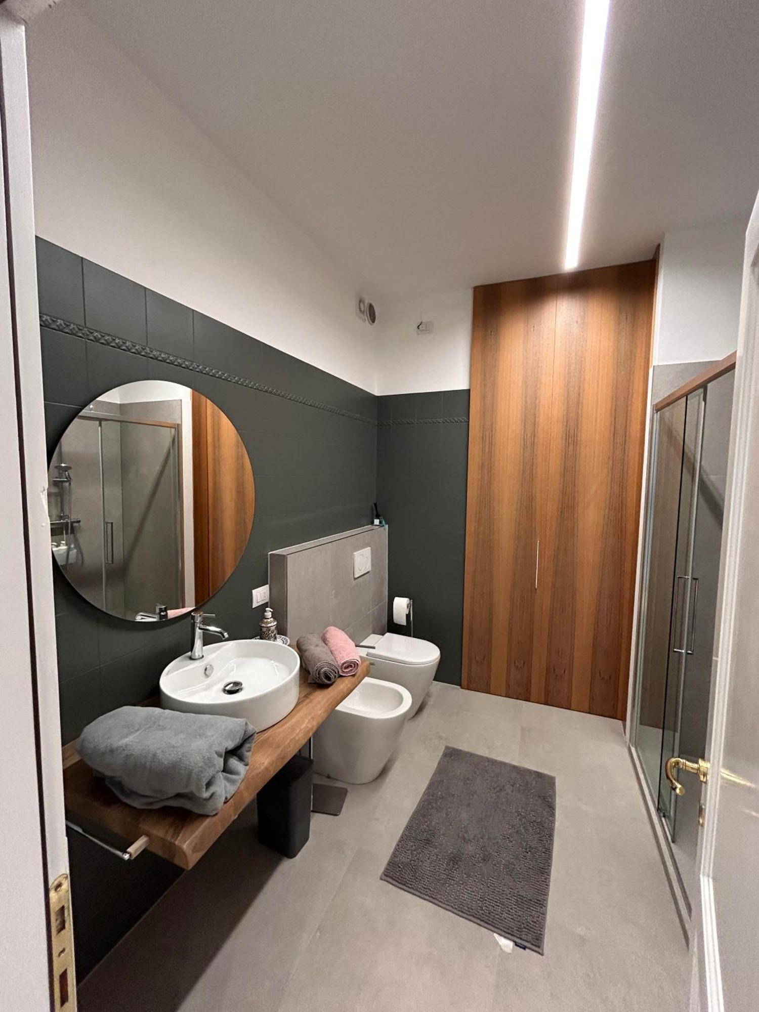 Amia Rooms & Wine วัลดอบเบียเดเน ภายนอก รูปภาพ